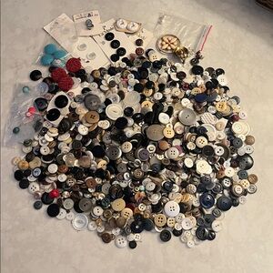 Lot of vintage buttons crafts sewing handcrafts some single vintage earrings